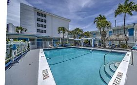 Castle By The Sea Motel